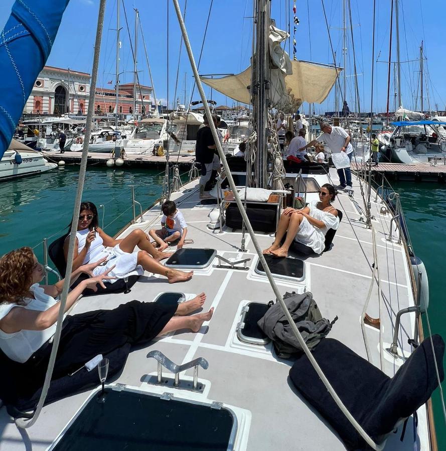 Sailboat B&B On Board Catania Exterior photo