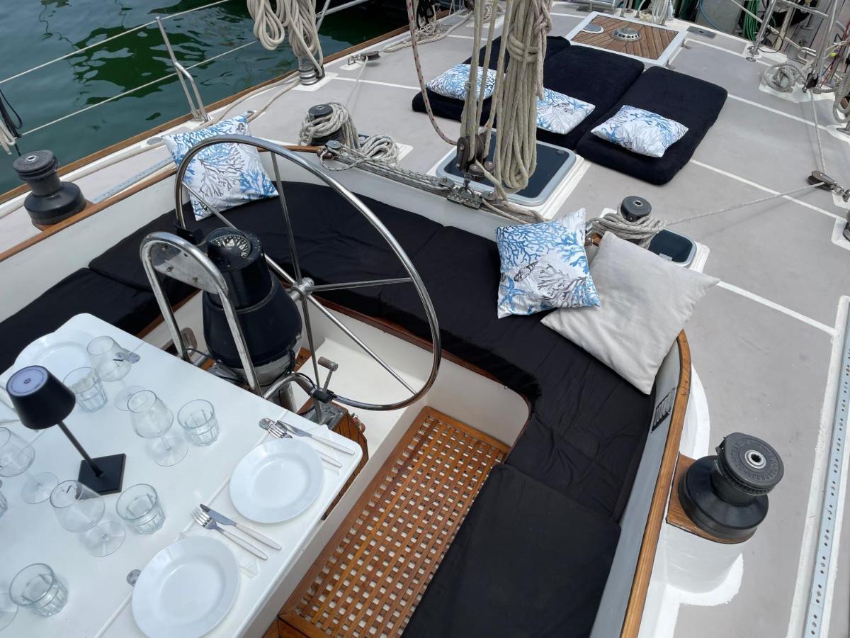 Sailboat B&B On Board Catania Exterior photo