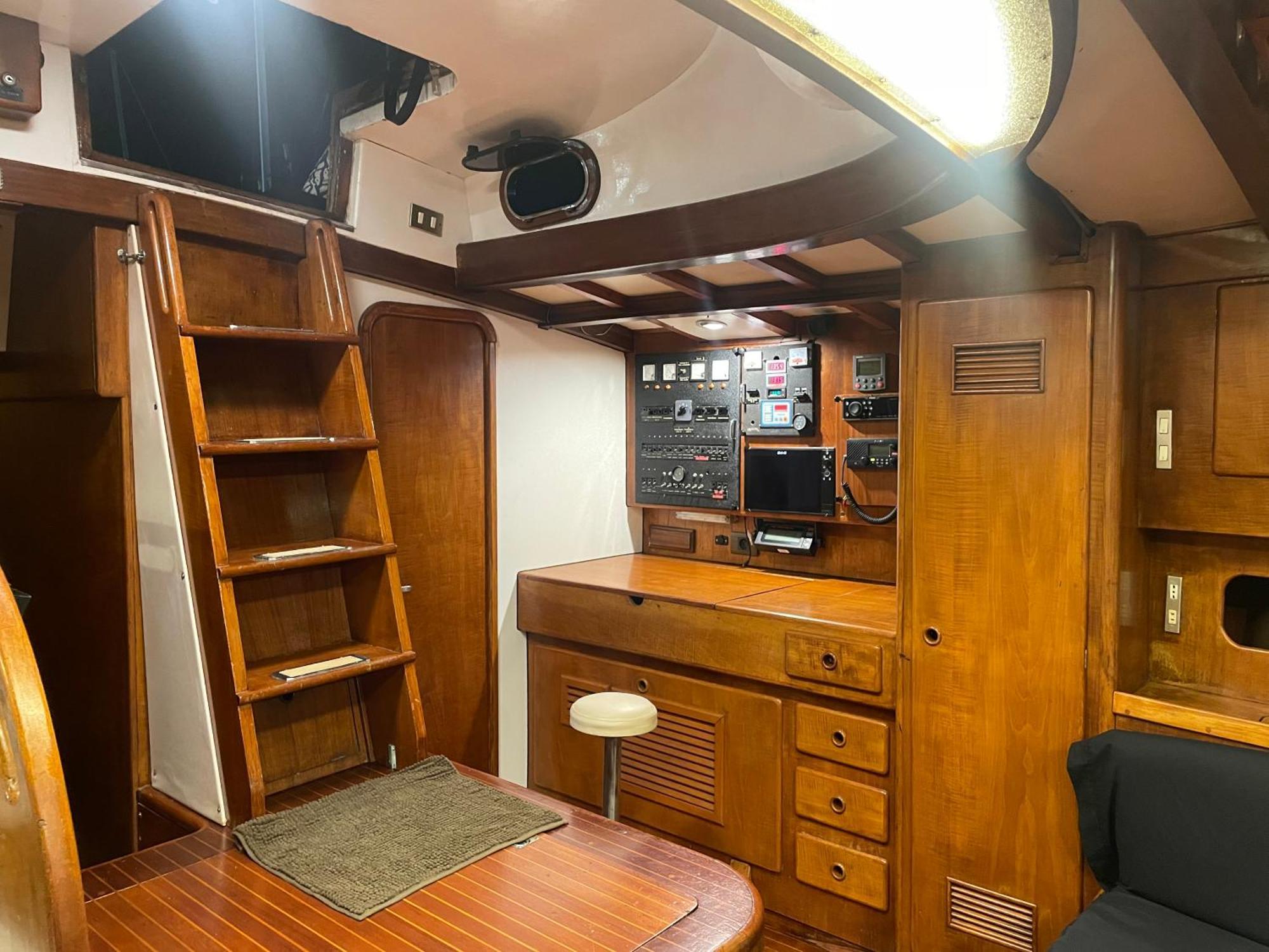 Sailboat B&B On Board Catania Exterior photo